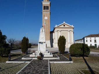 Monumento ai caduti di Cavriè