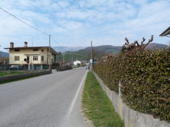 A dx in Via Verdi