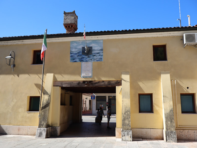 Piazza Marinai d'Italia